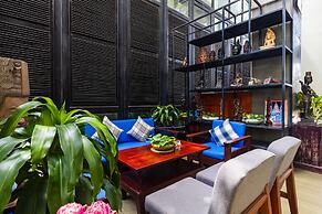 Bayon Modern Residence