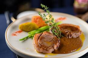 Bayon Modern Residence