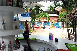 Kafu Hostel & Pool