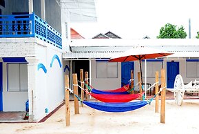 Kafu Hostel & Pool