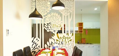 Sunrise City 2BR Luxury SWPool 30th