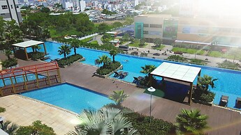 Sunrise City 2BR Luxury SWPool 30th