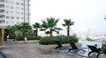 Sunrise City 2BR Luxury SWPool 30th