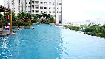 Sunrise City 2BR Luxury SWPool 30th