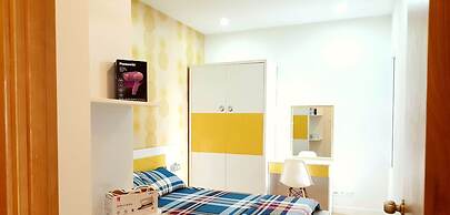 Sunrise City 2BR Luxury SWPool 30th