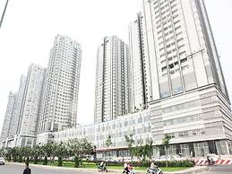 Sunrise City 2BR Luxury SWPool 30th