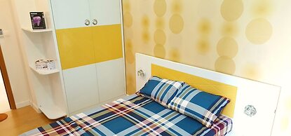 Sunrise City 2BR Luxury SWPool 30th