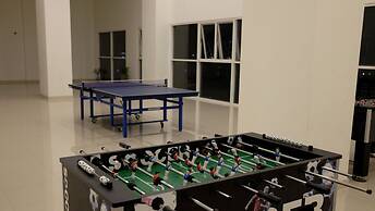 Sunrise City 2BR Luxury SWPool 30th