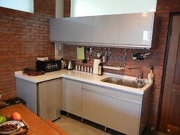 IMEEK Pet Friendly Tourist Home