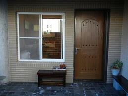 IMEEK Pet Friendly Tourist Home