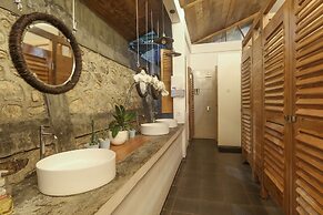 Green Hill Bed Station - Hostel