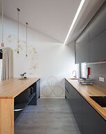 7g Roaster Apartments