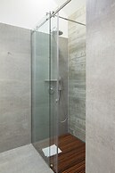 7g Roaster Apartments