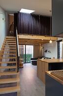 7g Roaster Apartments