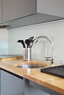 7g Roaster Apartments