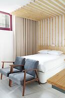 7g Roaster Apartments