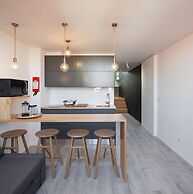 7g Roaster Apartments