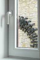 7g Roaster Apartments