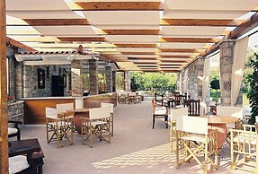 Nicolas Village Club