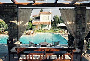 Nicolas Village Club