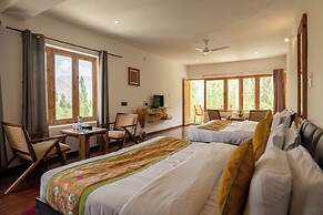 Hotel Karma Inn