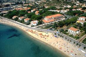 Hotel Riva Del Sole