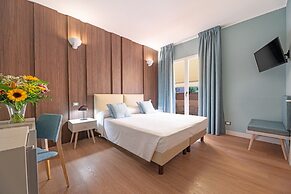 Hotel Riva Del Sole