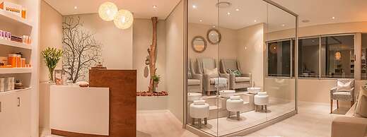 Evolved Luxury Accommodation