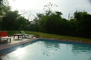 Howler Monkey Resort