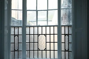 The L1 Rodney St Rooms