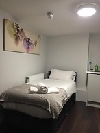 The L1 Rodney St Rooms