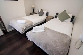 The L1 Rodney St Rooms