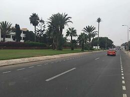 Beach Side Luxurious Villa Ref1098