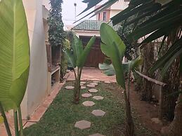 Beach Side Luxurious Villa Ref1098