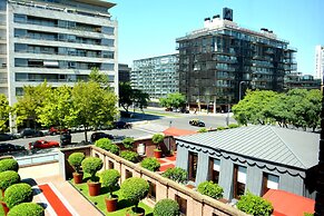 Residence Master Suite in Porteño Building