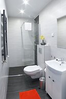 7th Room Guest House