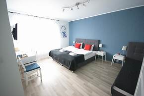 7th Room Guest House