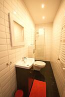 7th Room Guest House