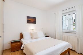 Apartments Arausa with Pool