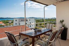 Apartments Arausa with Pool