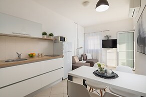 Apartments Arausa with Pool