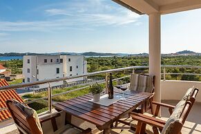 Apartments Arausa with Pool