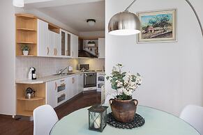 Apartments Arausa with Pool