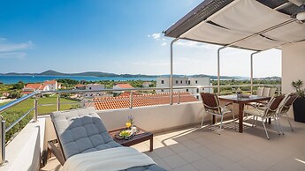 Apartments Arausa with Pool