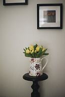 Portrush - Hope Cottage - sleeps 5 guests  in 3 bedrooms