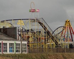 Portrush - Hope Cottage - sleeps 5 guests  in 3 bedrooms