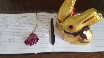 Portrush - Hope Cottage - sleeps 5 guests  in 3 bedrooms