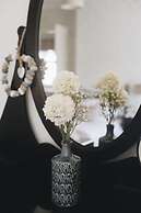 Portrush - Hope Cottage - sleeps 5 guests  in 3 bedrooms