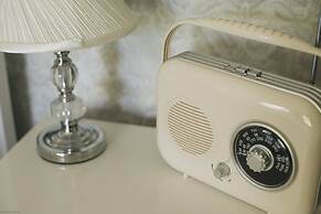 Portrush - Hope Cottage - sleeps 5 guests  in 3 bedrooms