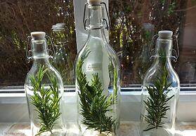 Portrush - Hope Cottage - sleeps 5 guests  in 3 bedrooms